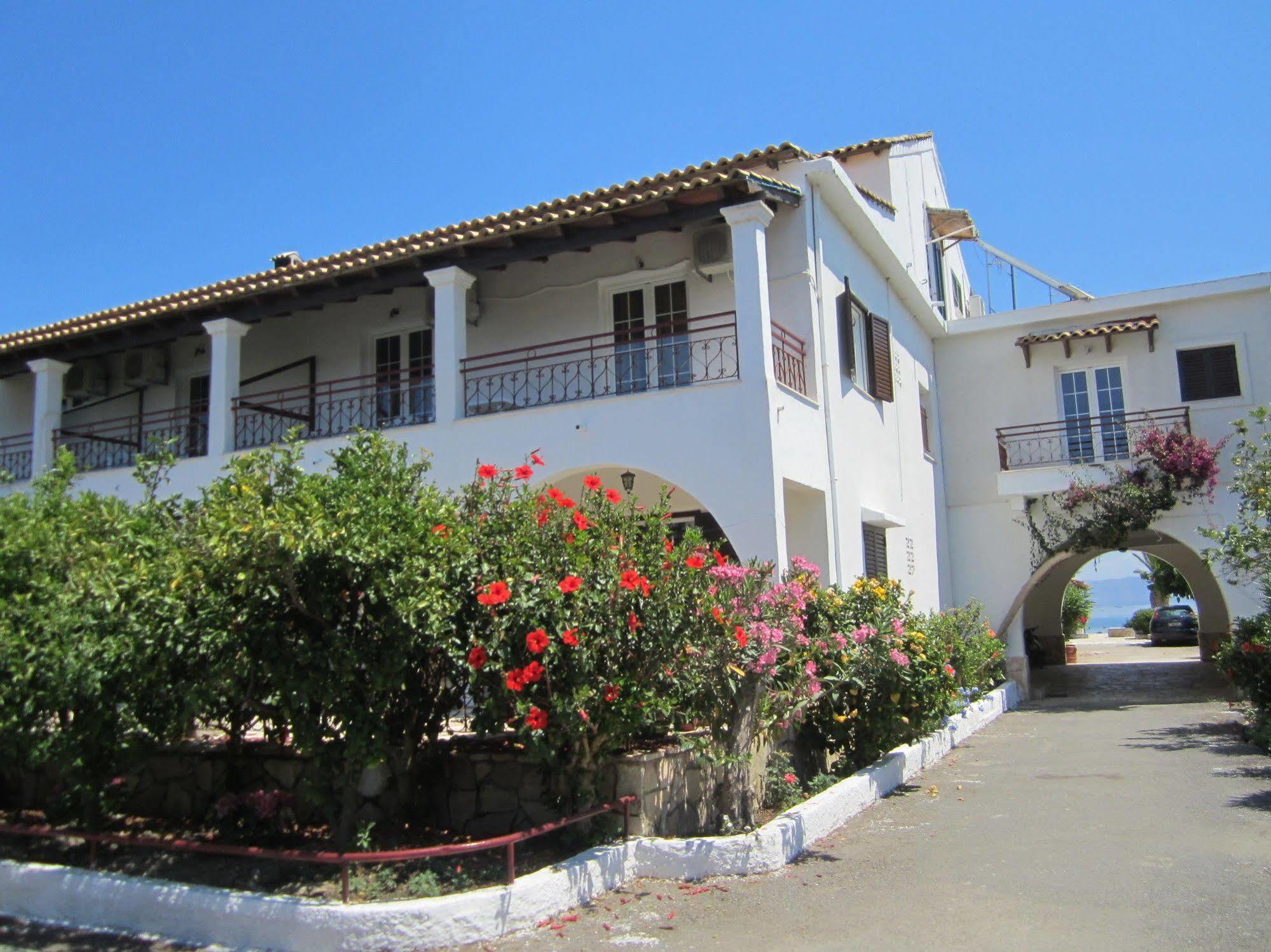 Island Bali (Adults Only) Otel Kávos Dış mekan fotoğraf